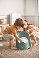 Little Pea BabyBjorn Γιογιό Potty Chair-deep-green_lifestyle